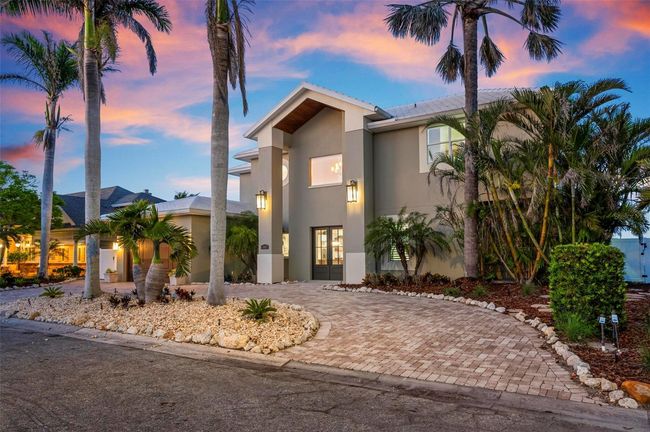 606 Crestwood Ln, House other with 4 bedrooms, 5 bathrooms and null parking in HOLMES BEACH FL | Image 85