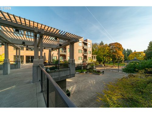 unit-224w-400 W 8th St, Vancouver, WA, 98660-3442 | Card Image