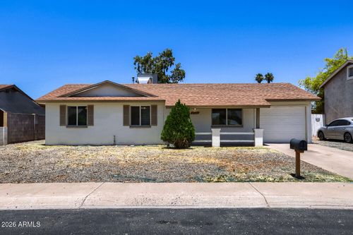 4526 E Burgess Ln, Phoenix, AZ, 85042-5378 | Card Image