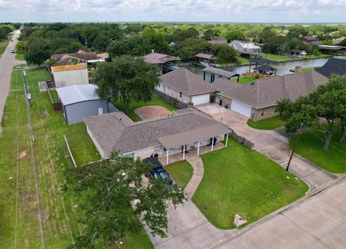 3601 17th St N, Texas City, TX, 77590-4002 | Card Image