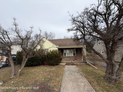 125 Corcoran St, Old Forge, PA, 18518-1709 | Card Image