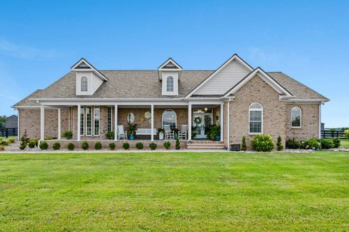 477 Opossum Kingdom Rd, Berea, KY, 40403-9512 | Card Image