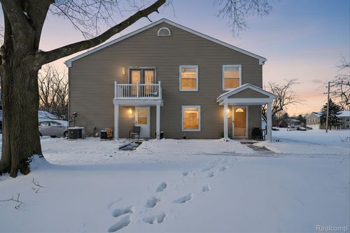 1425 Hobnail Ct, Davison, MI, 48423-2203 | Card Image
