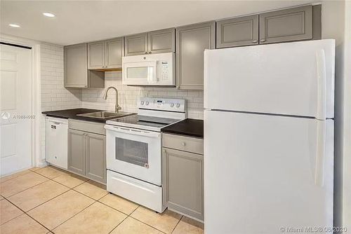 t14-4121 Nw 26th St, Lauderhill, FL, 33313-2785 | Card Image