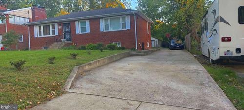 813 Forest Drive S, OXON HILL, MD, 20745 | Card Image