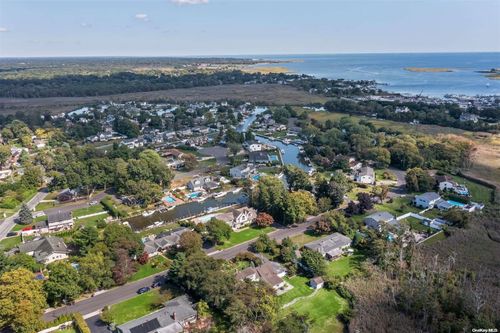 52 Riverview Ct, Oakdale, NY, 11769-2310 | Card Image