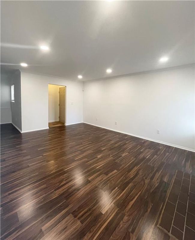2015 Huntingdon Chase, Condo with 2 bedrooms, 2 bathrooms and null parking in Sandy Springs GA | Image 6