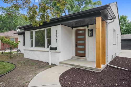 18870 Beverly Rd, Beverly Hills, MI, 48025-4014 | Card Image