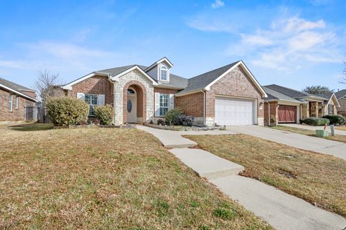 4507 Foxmeadow Trl, Arlington, TX, 76017-7955 | Card Image