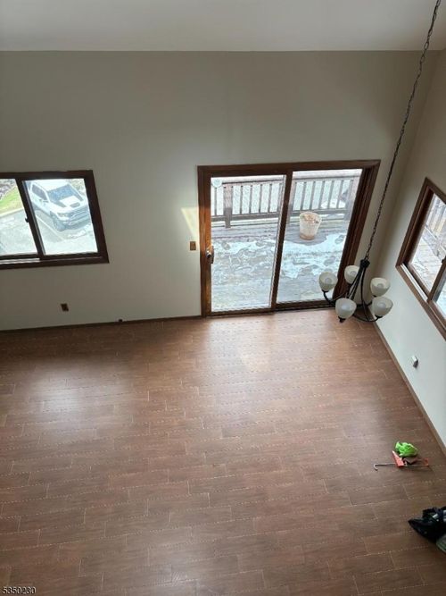 2-4 Red Lodge Dr, Vernon, NJ, 07462-4541 | Card Image