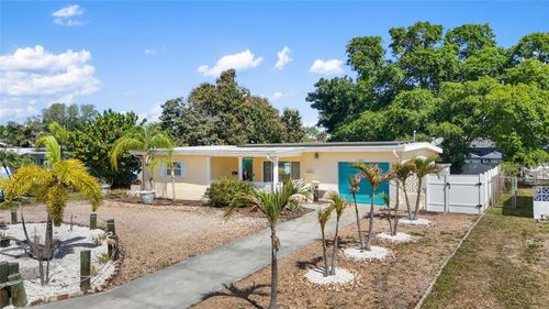 6447 17th Pl N, ST PETERSBURG, FL, 33710-5521 | Card Image