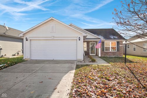 19348 Links Ln, Noblesville, IN, 46062-6646 | Card Image