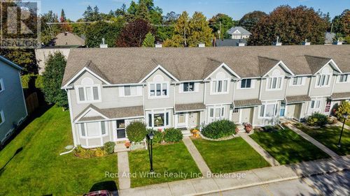 8-160 Morpeth Street, Saugeen Shores, ON, N0H2L0 | Card Image