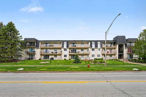 h3-2440 186th Street, Lansing, IL, 60438 | Card Image
