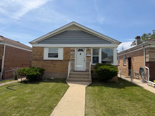 1108 31st Ave, Bellwood, IL, 60104-2448 | Card Image