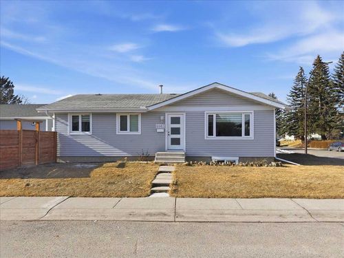 6603 Malvern Rd Ne, Calgary, AB, T2A5C3 | Card Image