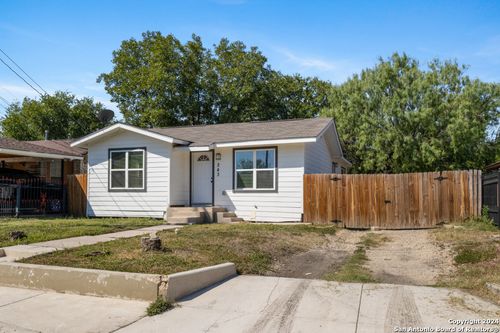 243 Alicia Ave, San Antonio, TX, 78228-5804 | Card Image