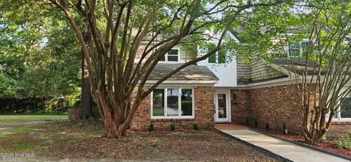 a-407 W College St, Whiteville, NC, 28472-3153 | Card Image