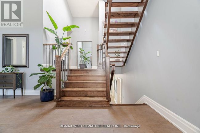 12 Gosling Rd, House other with 4 bedrooms, 4 bathrooms and 5 parking in Maple ON | Image 16