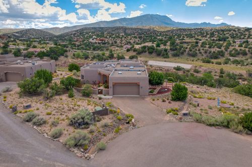 5 Creekside Ct, Placitas, NM, 87043-8711 | Card Image