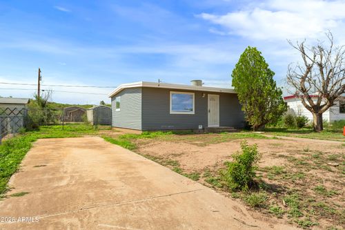 106 E Apache St, Huachuca City, AZ, 85616-9683 | Card Image