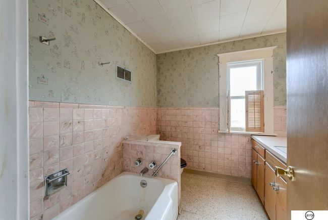114 N 7 Th St, House other with 5 bedrooms, 3 bathrooms and 2 parking in Nebraska City NE | Image 16