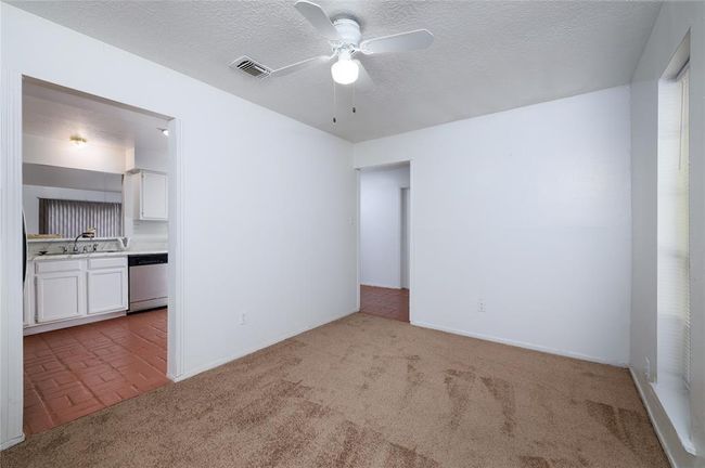 24050 Spring Briar Ln, House other with 3 bedrooms, 2 bathrooms and 2 parking in Spring TX | Image 8