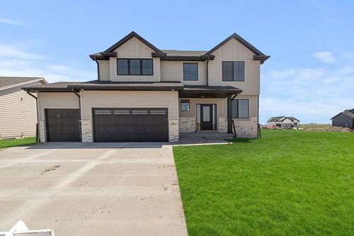 1003 Sw Boulder Dr, Grimes, IA, 50111-6308 | Card Image