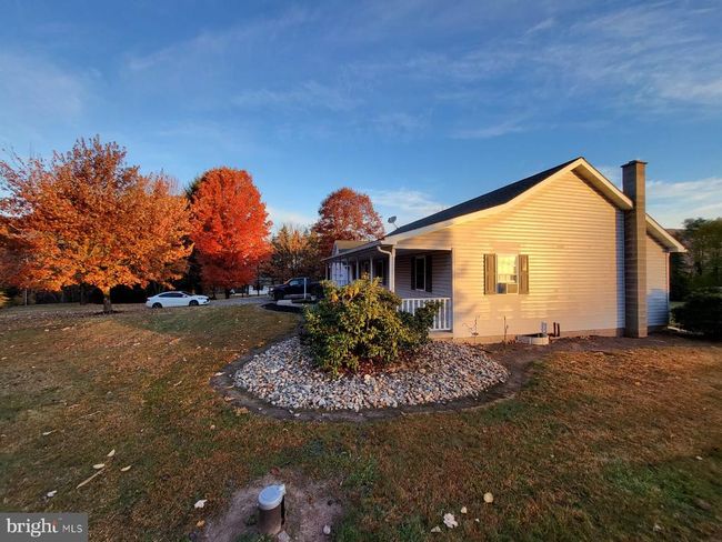111 Fisher Run Rd, House other with 3 bedrooms, 2 bathrooms and null parking in BLOOMSBURG PA | Image 5
