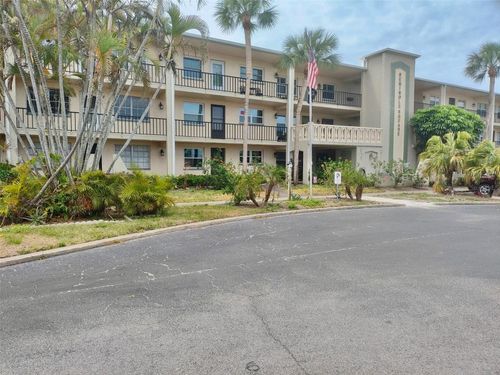 apt-104-11700 Park Blvd, SEMINOLE, FL, 33772-5207 | Card Image