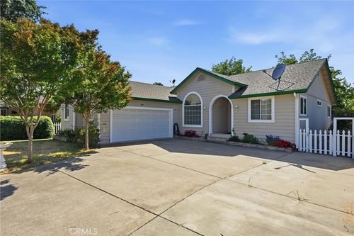 18846 Horseshoe Rd, Hidden Valley Lake, CA, 95467-8506 | Card Image