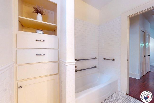 2124 Stevenson St, House other with 2 bedrooms, 1 bathrooms and null parking in Texarkana TX | Image 13