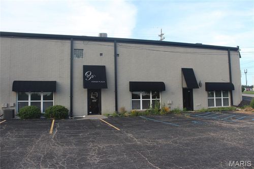 3-2300 W Osage Street, Pacific, MO, 63069 | Card Image