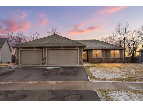 249 Vista Circle, River Falls, WI, 54022 | Card Image