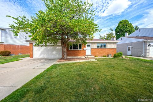 29736 Warner Ave, Warren, MI, 48092-2171 | Card Image