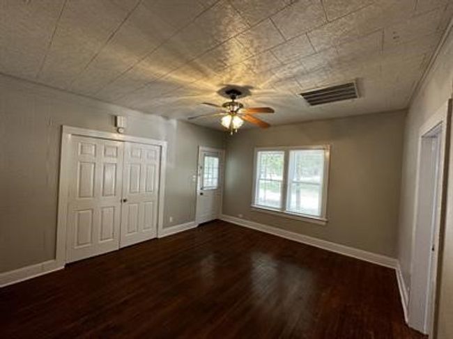1 - 1410 Sycamore St, House other with 2 bedrooms, 1 bathrooms and null parking in Commerce TX | Image 5