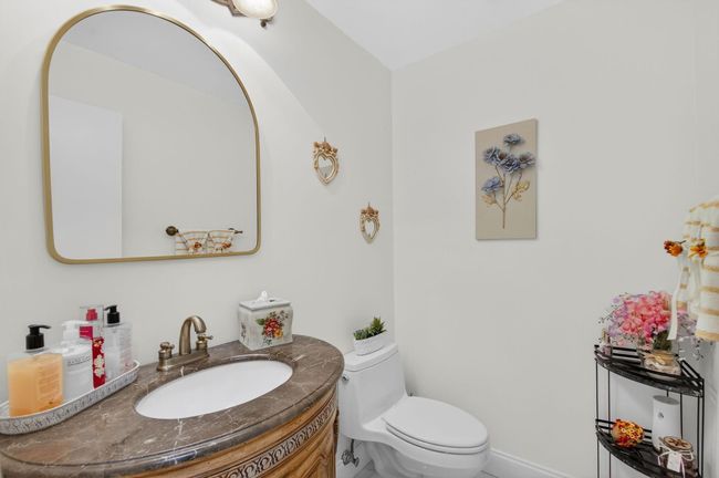6858 Fountains Cir, Condo with 3 bedrooms, 3 bathrooms and null parking in Lake Worth FL | Image 15