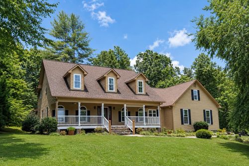 38 Oakwood Dr, Blue Ridge, GA, 30513-5055 | Card Image