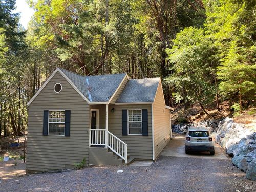 2441 Buckeye Road, Willits, CA, 95490 | Card Image