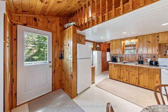 1443 Champlain Rd, House other with 5 bedrooms, 3 bathrooms and 6 parking in Tiny ON | Image 39
