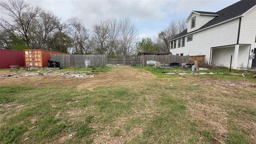 9030 Scott St, Houston, TX, 77051-2751 | Card Image