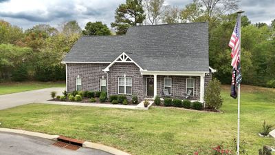 6093 W Mayflower Ct, House other with 3 bedrooms, 2 bathrooms and 2 parking in Greenbrier TN | Image 1