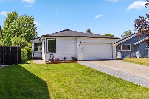 9456 Braun Cres, Sidney, BC, V8L4Y1 | Card Image