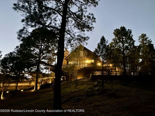 211 White Mountain Meadows Dr, Ruidoso, NM, 88345-5830 | Card Image