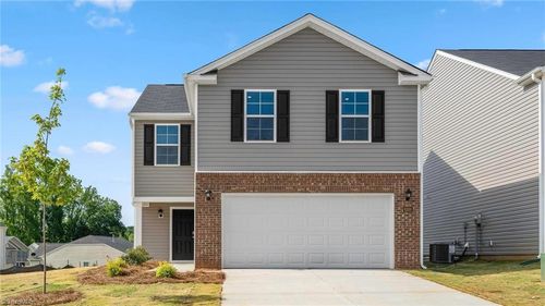 617 Beechwood Cir, Thomasville, NC, 27360-3377 | Card Image