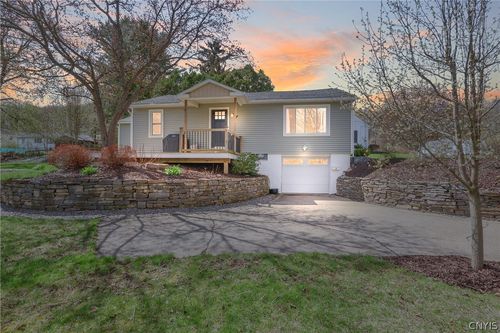 11 Wilson Dr, Marcellus, NY, 13108-1331 | Card Image