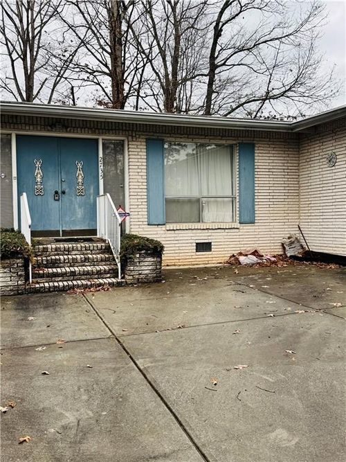 2735 Kings Park Cir, Decatur, GA, 30034-1915 | Card Image