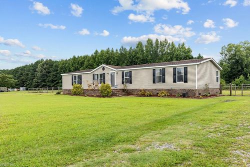 9 Muddy Cross Rd, Hobbsville, NC, 27946-9586 | Card Image