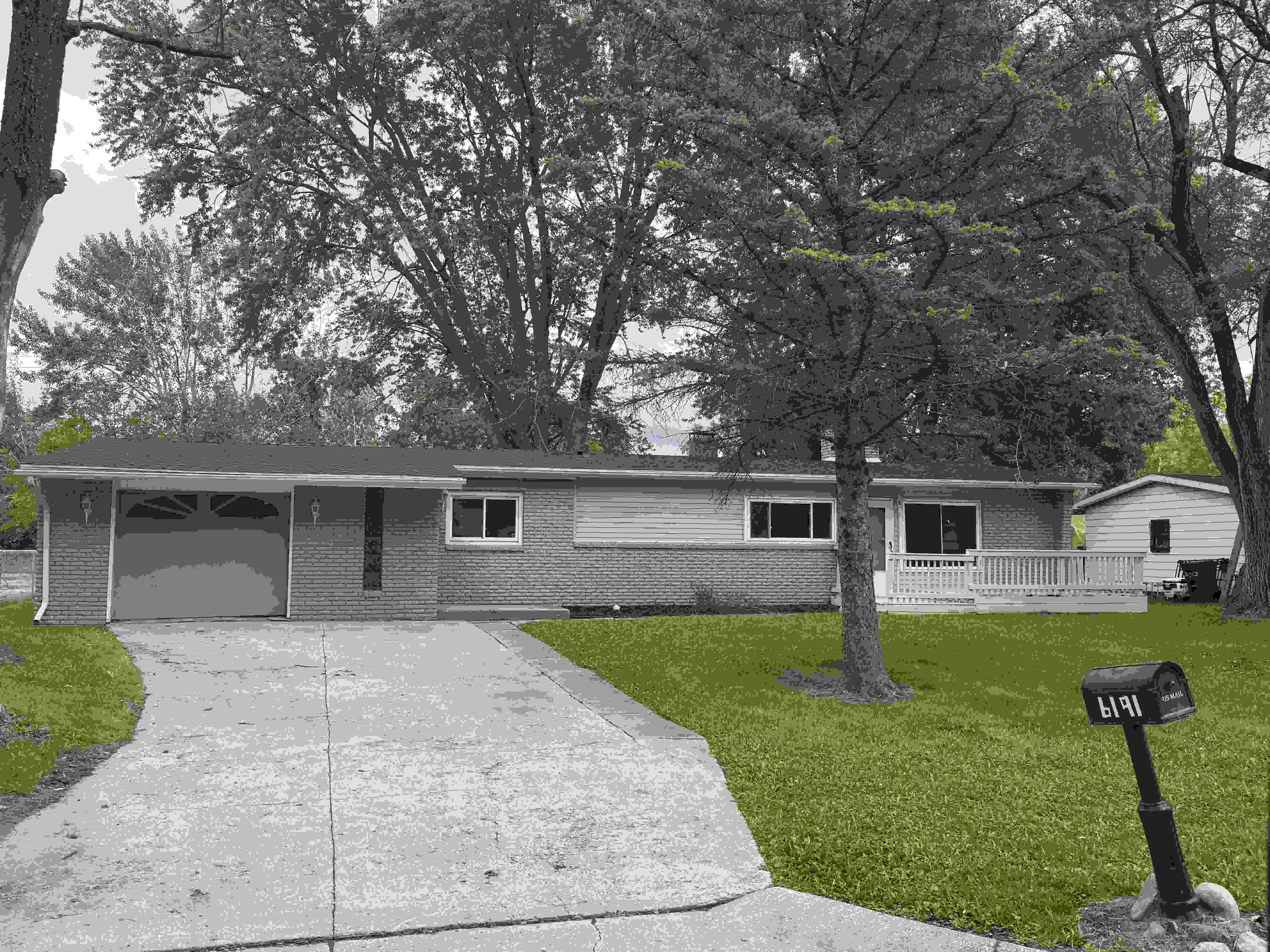 Springdale Blvd, Grand Blanc, MI 48439