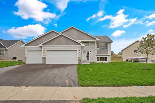 318 Aspen Dr, SOMERSET, WI, 54025-7602 | Card Image
